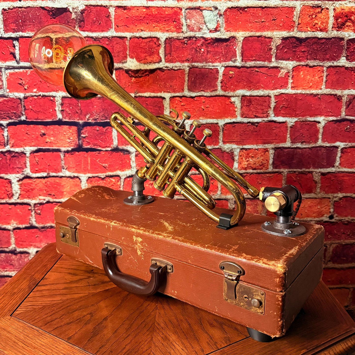 The Trumpet | Upcycled Lamp