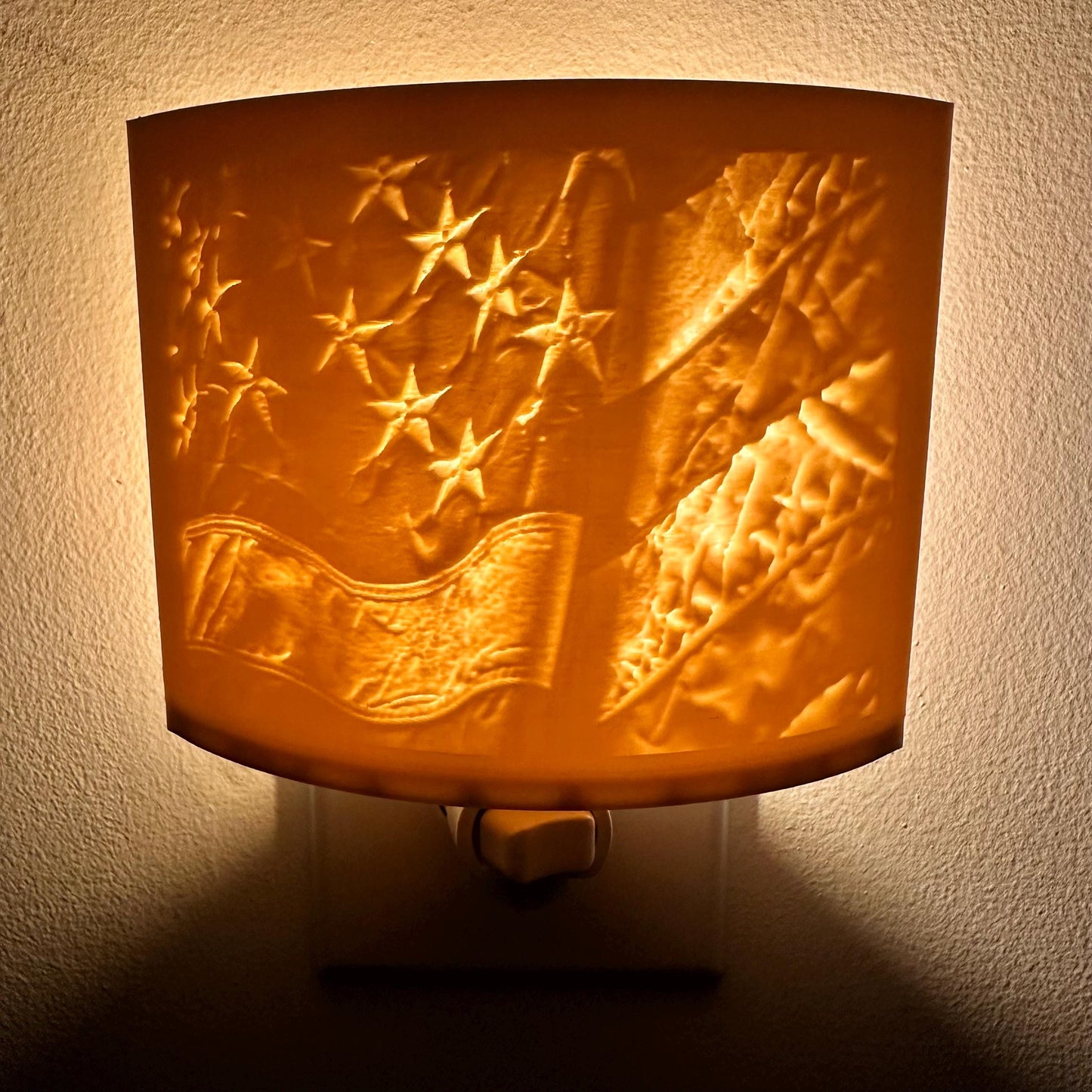 American Flag (Weathered) | Lithophane Night Light